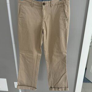 Banana Republic Khaki Pant